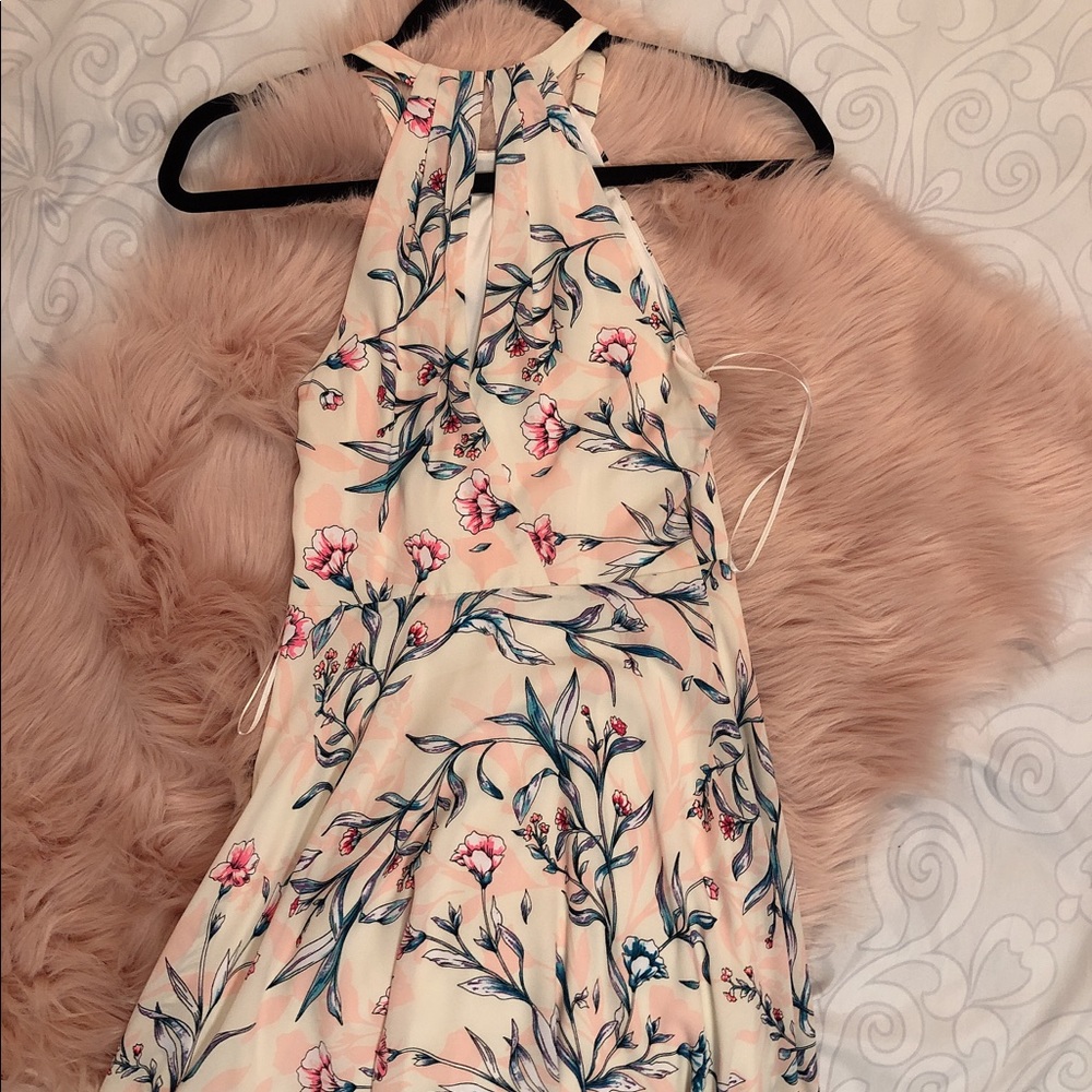 EXPRESS Floral Dress - Picture 4 of 5